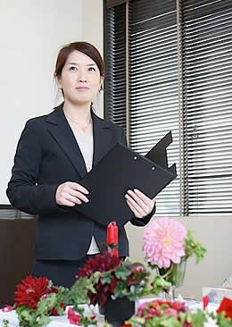 岡村 奈奈氏